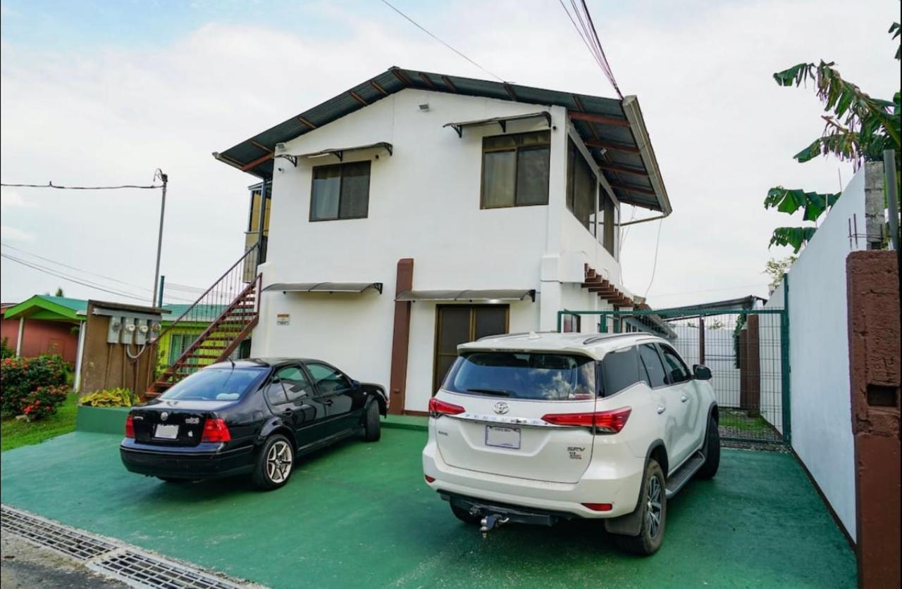 Apartamento Equipado En El Centro De La Fortuna Apartman Kültér fotó